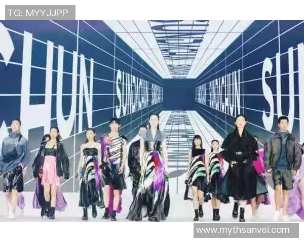 世界足球明星与名模的璀璨人生交汇点探秘与时尚魅力的完美结合