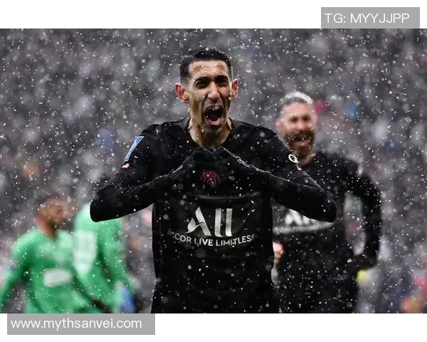 巴黎圣日耳曼足球明星球员盘点及其成就分析