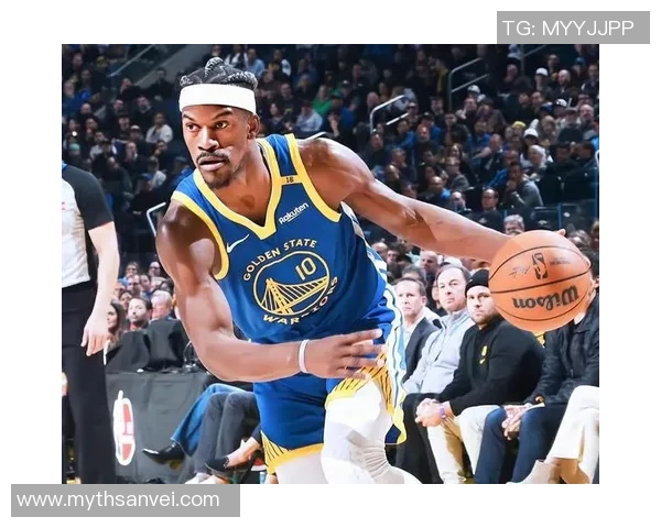 勇士与快船激战正酣精彩比赛直播全程回顾与分析 勇士与快船激战正酣精彩比赛直播全程回顾与分析